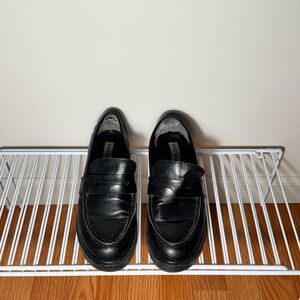 Steve Madden Black Leather Loafers